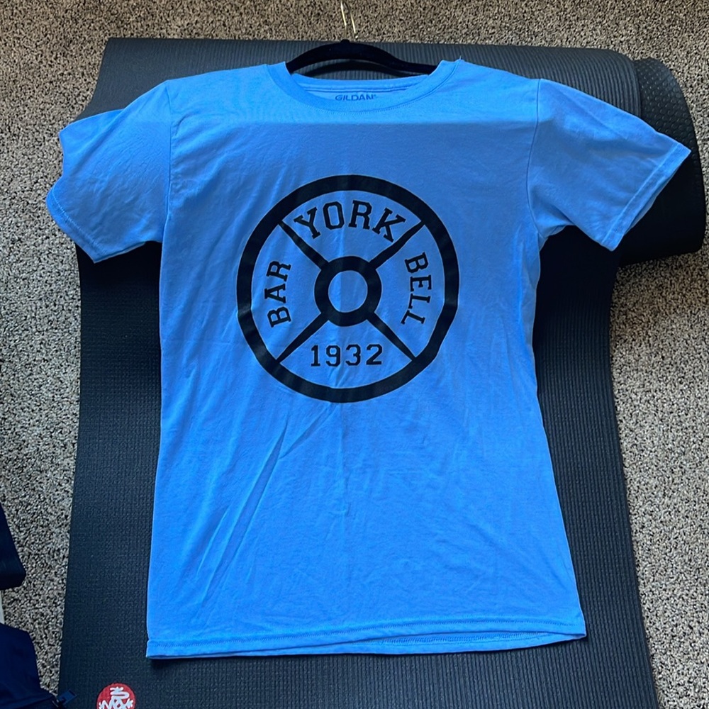 NWOT York Barbell vintage graphic t-shirt, size S